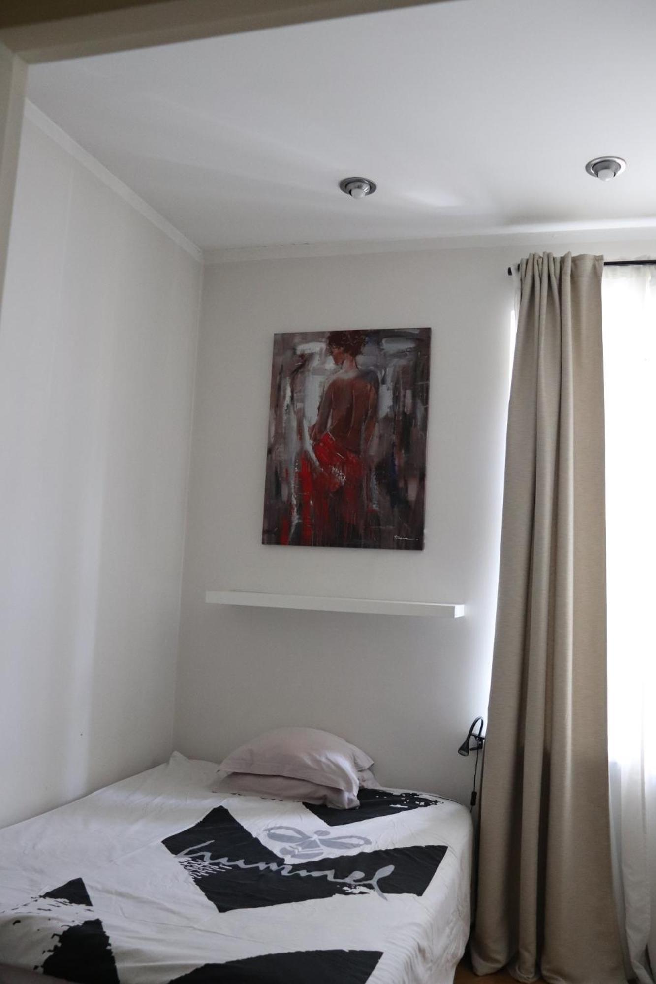 House Apartment *